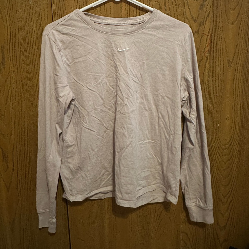 Long sleeve nike top
